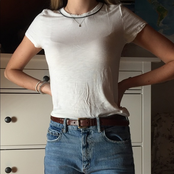 American Eagle white t-shirt - Picture 2 of 4